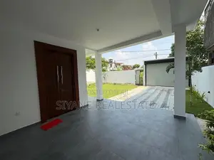 Luxury New House Sale in Athurugiriya