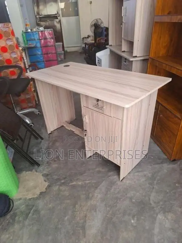 4×2 Melamine Office Tables