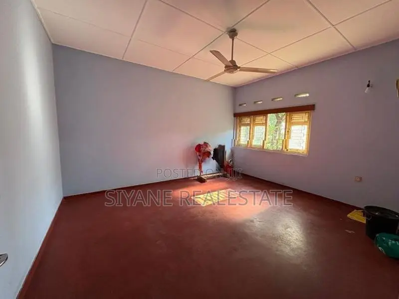 Prime Land for Sale in Nawala