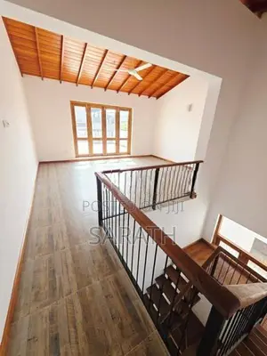 Brick Walls - Brand New House Sale Battaramulla