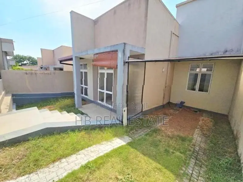 Almost Brand New Single Story House For Sale Polgasowita