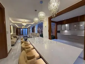 Grand Luxury Living Near Battaramulla Town