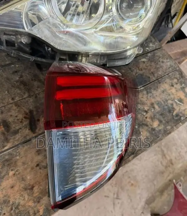 Honda Vezel Tail Light