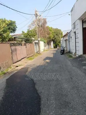 Dehiwala Kawdana 10.9 Perches Land with Single Storey House for Sale
