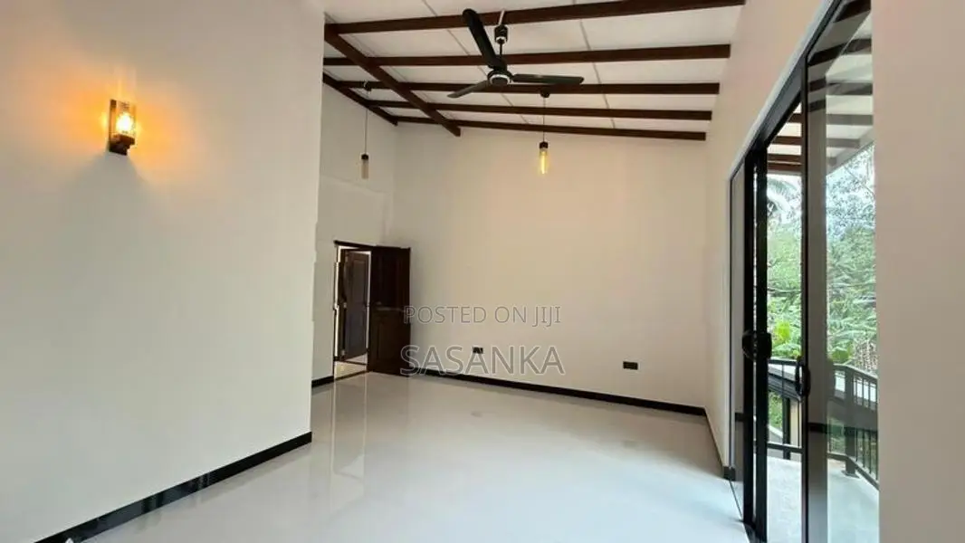 Homagama Brand New Luxury House For Sale