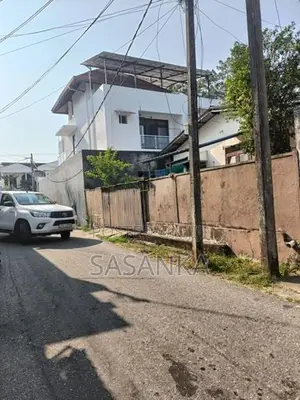 Dehiwala Kawdana 10.9 Perches Land with Single Storey House for Sale