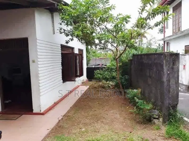 16P Residential Land For Sale In Kottawa