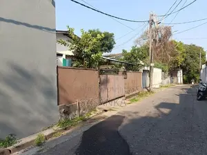 Dehiwala Kawdana 10.9 Perches Land with Single Storey House for Sale