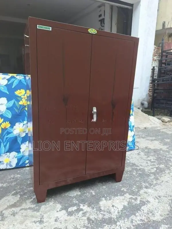 4×2.5 ft Steel half cupboards