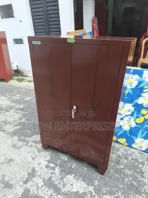 4×2.5 ft Steel half cupboards