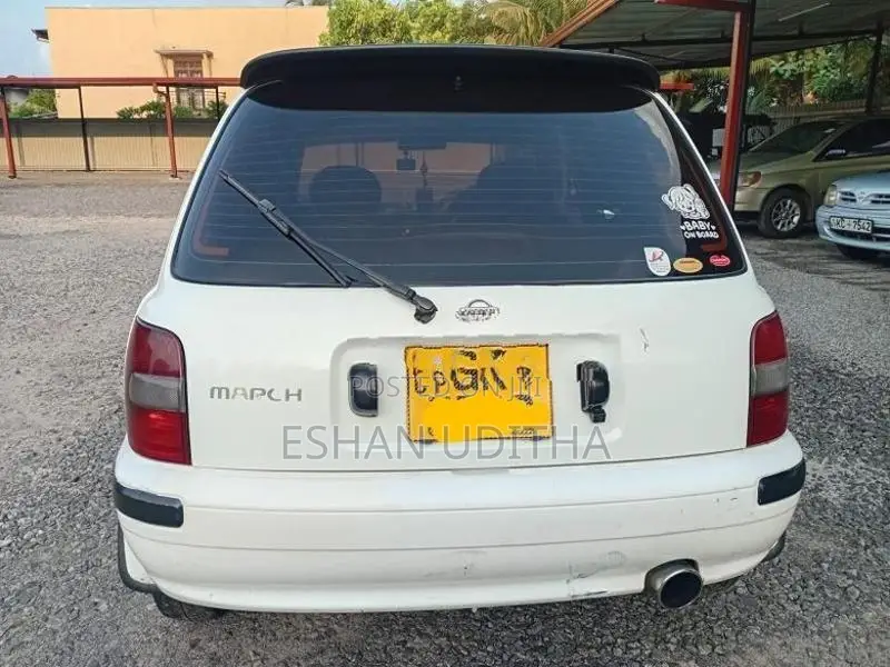Nissan March 1998