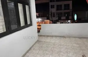 Nugegoda, 1ST Floor, Unfurnished Apartment For Rent (ZM1112)
