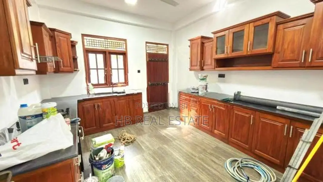Newly Build Luxury Two Story House for Sale Padukka