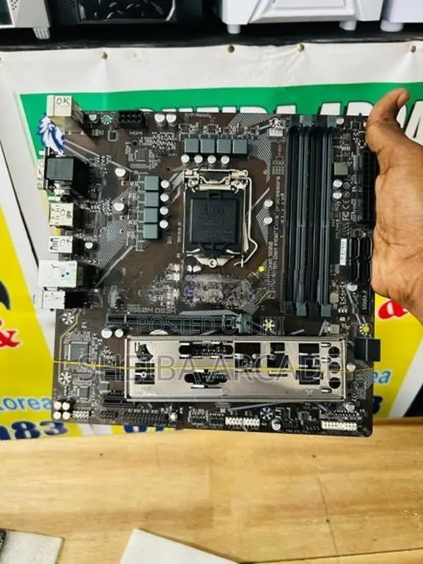 GIGABYTE Z390 GAMING MOTHER BOARD