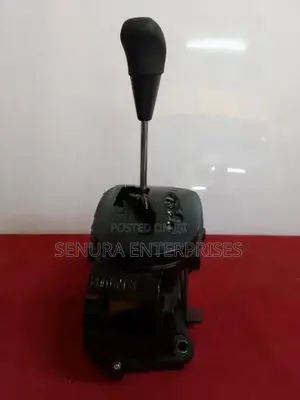 Toyota Vitz KSP130 Gear Selector