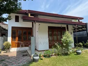 Near Piliyandala Town 2 Storey House for Sale