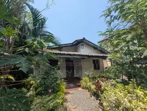 Beach-front House for Sale Uswetakeiyawa