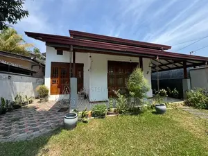 Near Piliyandala Town 2 Storey House for Sale