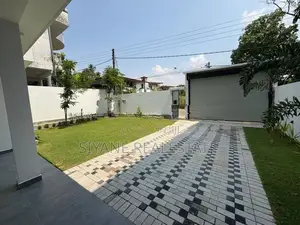 Brand New House For Sale in Athurugiriya