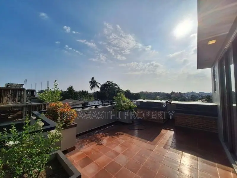 architecture desing luxury house for sale in katubadda