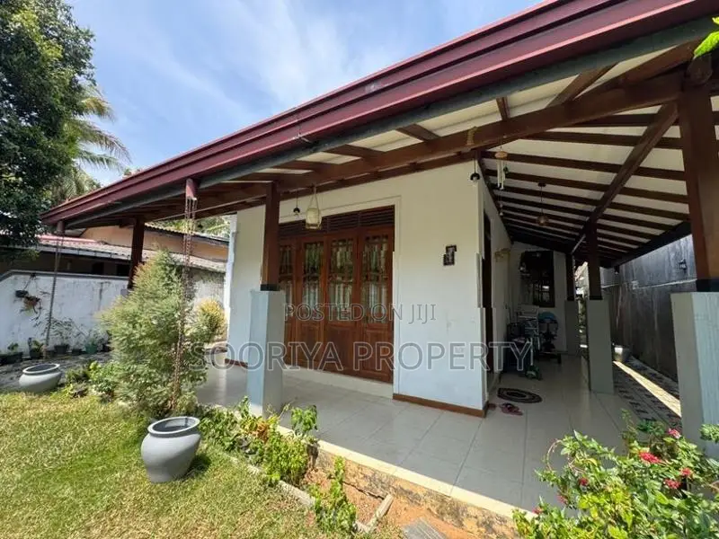 Near Piliyandala Town 2 Storey House for Sale