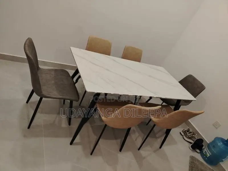 Luxury Dining Table with Cushion Chairs