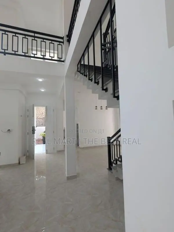 Negombo : Brand new 4BR (7.45 perches) House for Sale at Kochchikade