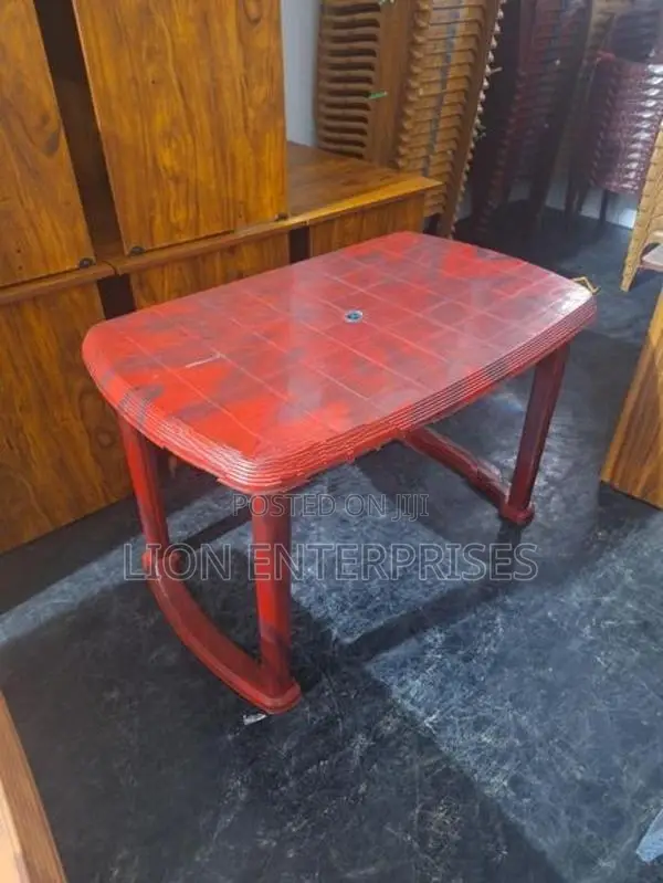 Nippon Plastic Dining Tables