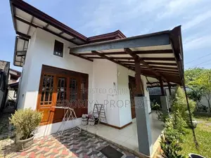 Near Piliyandala Town 2 Storey House for Sale