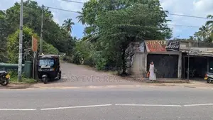 Land for Sale in Katunayake