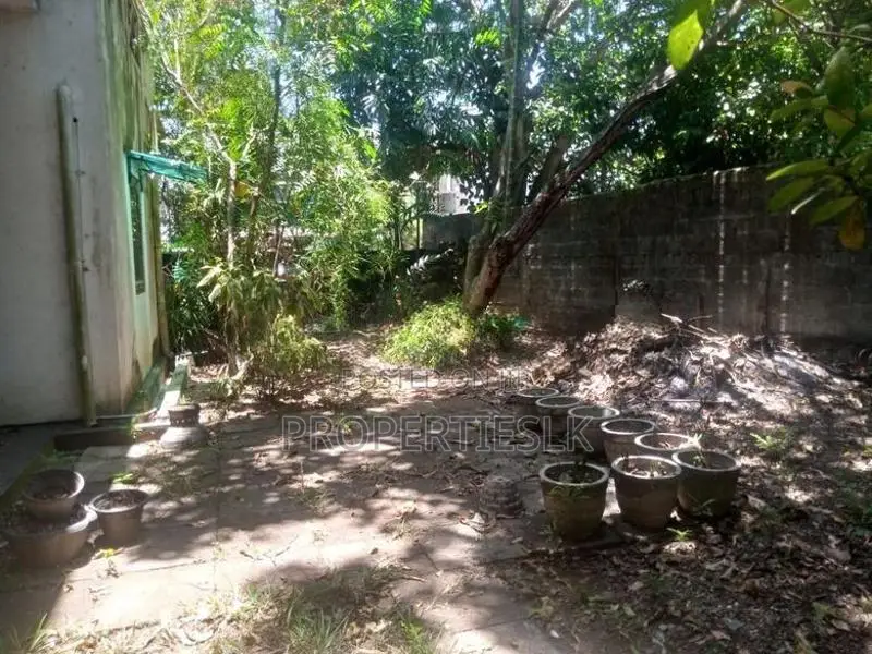 Nugegoda Jubili post 6 Perches Land For Sale