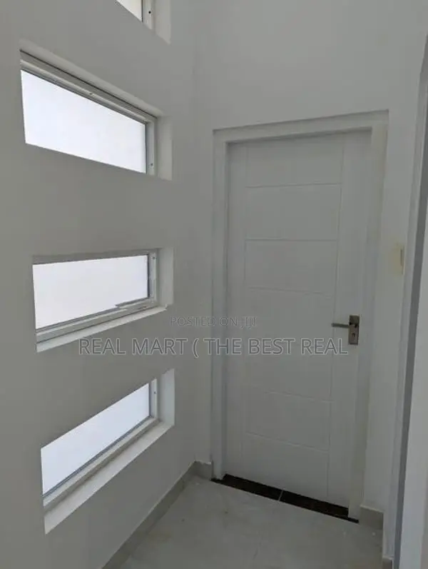 Negombo : Brand new 4BR (7.45 perches) House for Sale at Kochchikade