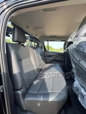 Toyota Hilux Travo Hammer 2026