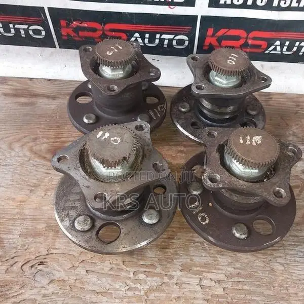 Toyota Corolla AE 110 Rear Hub Razor