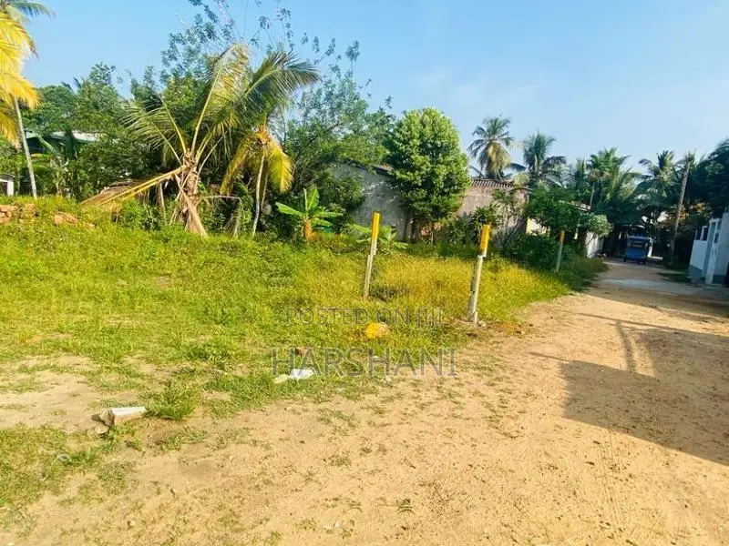 9.3P Superb Land for Sale Close to Walking Path at GOTHTUWA