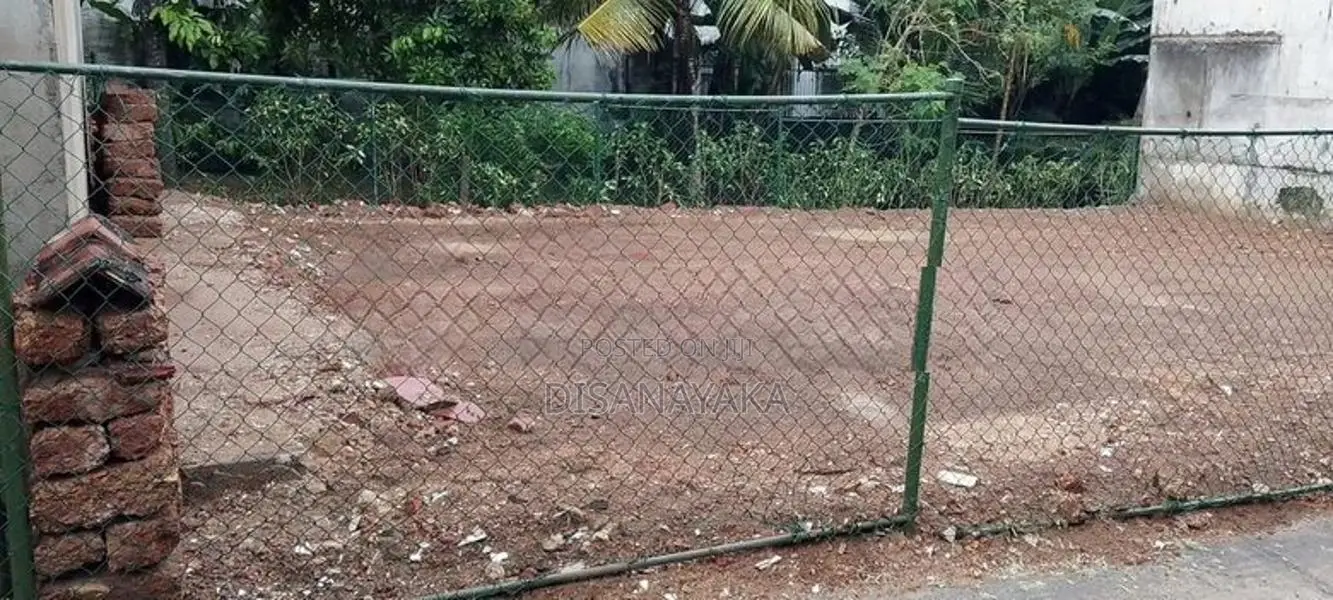Super Land for Sale in Dehiwala Aththidiya Ds645