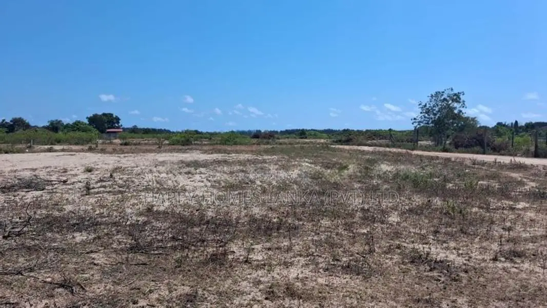 HHL1136 - Land for Sale in Kurukkalmadam