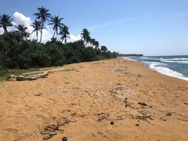 Beach Land for Sale in Hikkaduwa