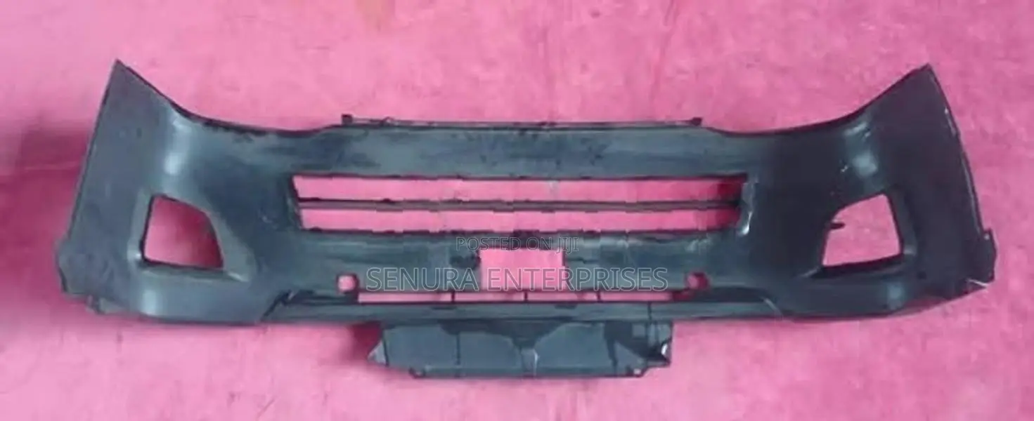 Toyota Hiace KDH 206 Front Buffer