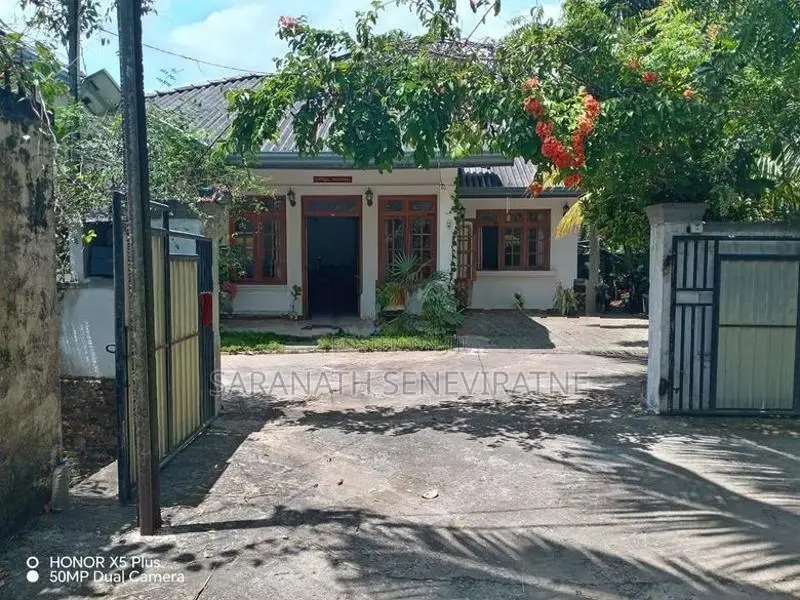 House for Sale from Kandy - Ampitiya on Thalathuoya Road