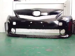 Toyota Prius Alpha Front Bumper Panel