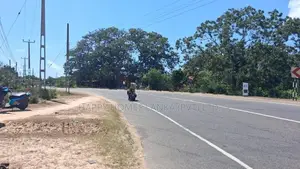 HHL1136 - Land for Sale in Kurukkalmadam