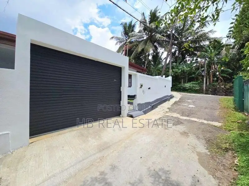Architecture Designed Single Story House For Sale Godagama