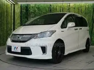 Honda Freed Gp3 Front Buffer Panel