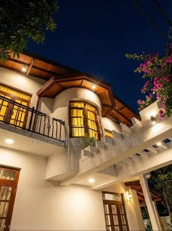 Brand New Mordern 2 Storied House in Batuwandara