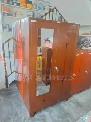 6×3.5 Steel cupboards