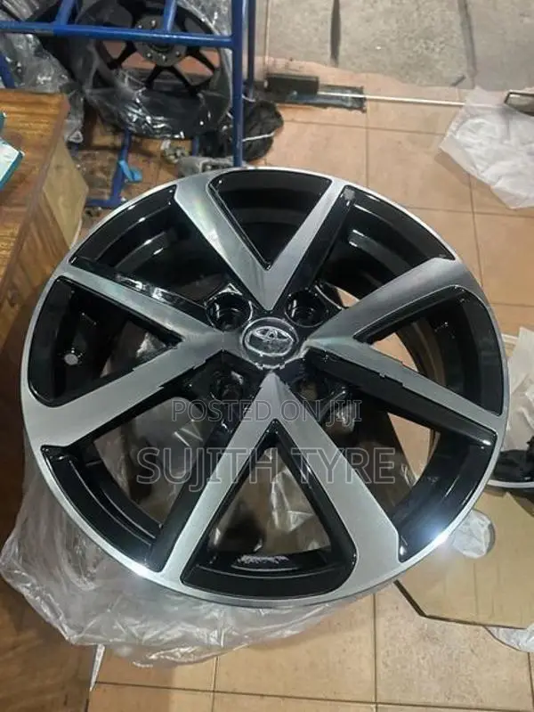 15 Inch Toyota Axio Alloy Wheels Set