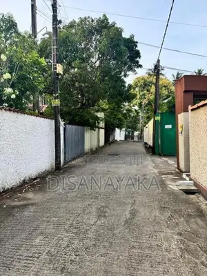 Land for Sale Ds940 Baththaramulla