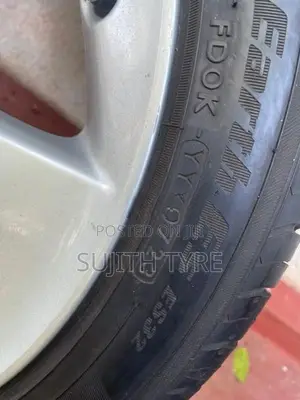 Toyota Prius 17 Inch Alloy Wheels with Tyres