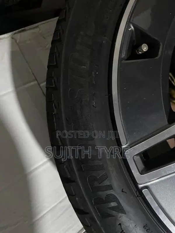 Mercedes Benz 18 Inch Alloy Wheels with Tyres